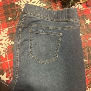 Torrid blue jeans size 3